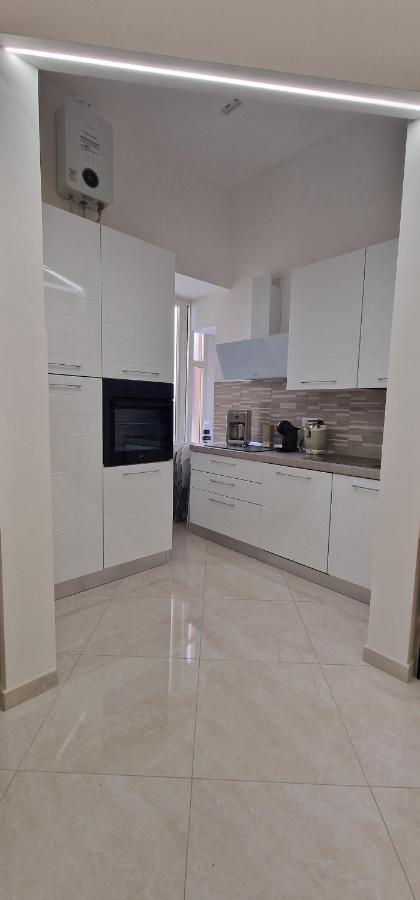 Appartamento B&B La Dimora Di Parthenope Naples Extérieur photo