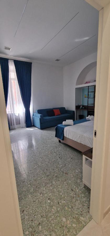 Appartamento B&B La Dimora Di Parthenope Naples Extérieur photo
